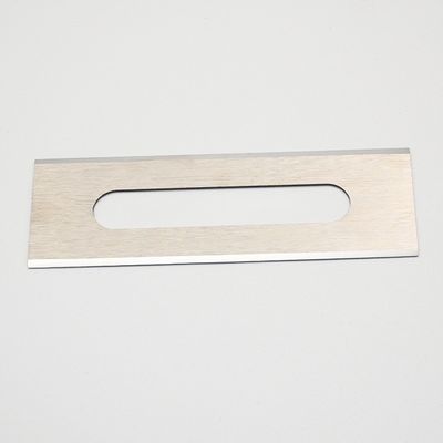 Προσαρμοσμένη λεπίδα τοποθέτησης σχισμής χημικών ινών από κράμα καρβιδίου βολφραμίου με τσιμέντο για βιομηχανική μηχανή κοπής φιλμ υφάσματος