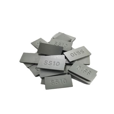 Προσαρμοσμένο μέγεθος 100% Virgin Tungsten Carbide Brazed Tips for Stone Cutting Blade με ηλεκτρική πηγή ενέργειας
